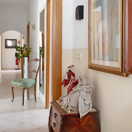 Borgo Trento بيت للعطل
