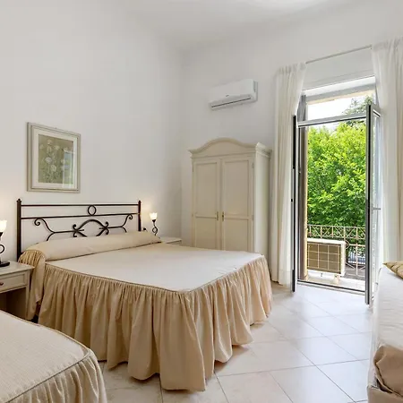 Borgo Trento بيت للعطل